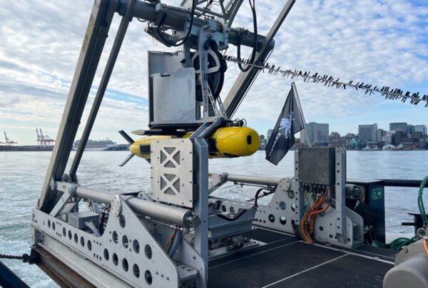 Kraken’s new Autonomous Launch and Recovery System (ALARS) recovering KATFISH towed synthetic aperture sonar.