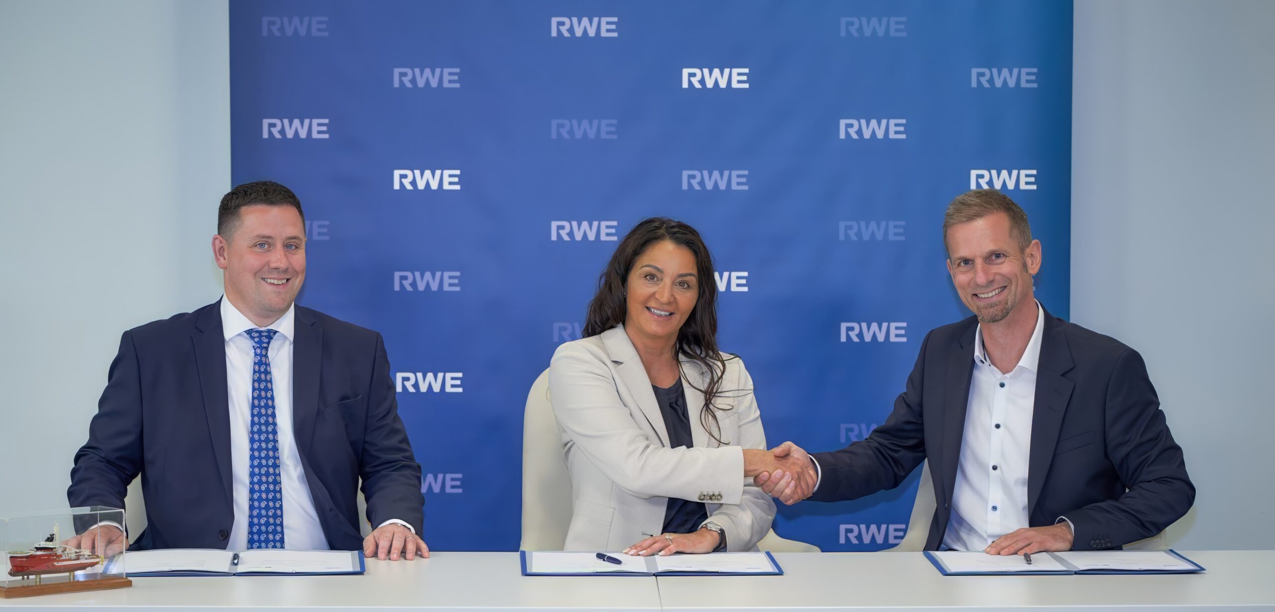 Member News: North Star signs mega ship deal with RWE