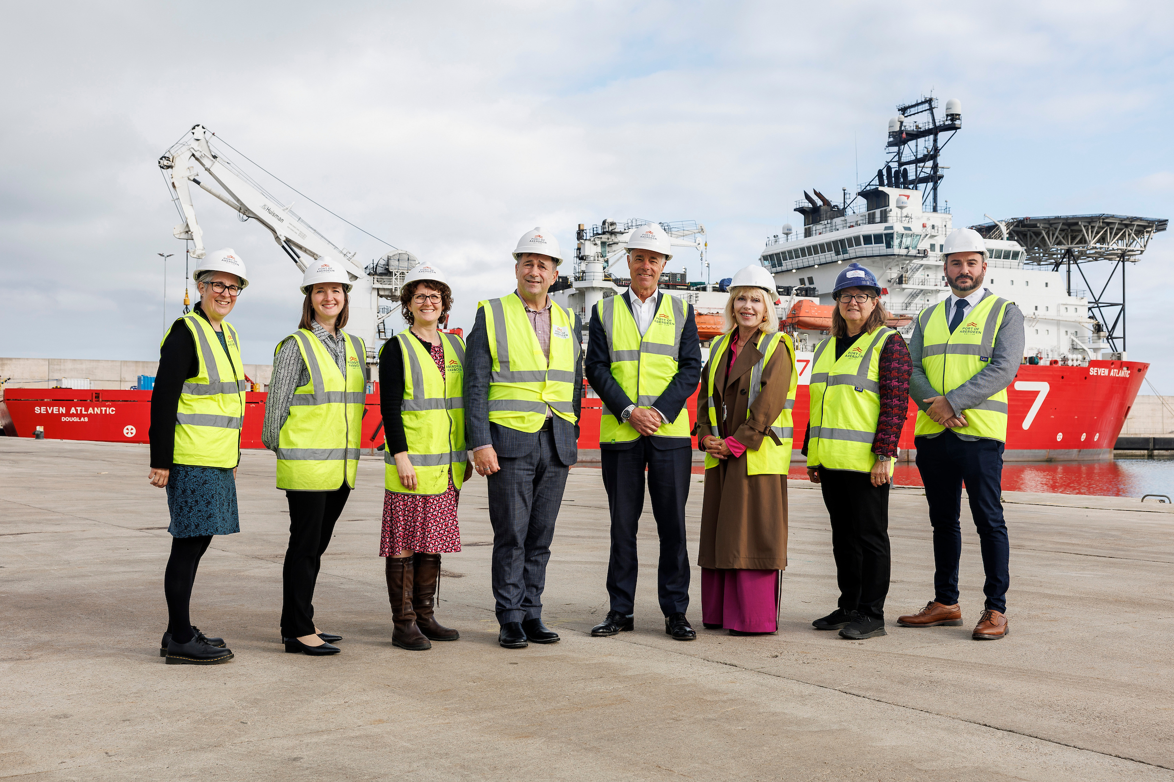 Member News: Economic growth and clean power on agenda as Port of Aberdeen hosts Great British Energy Board